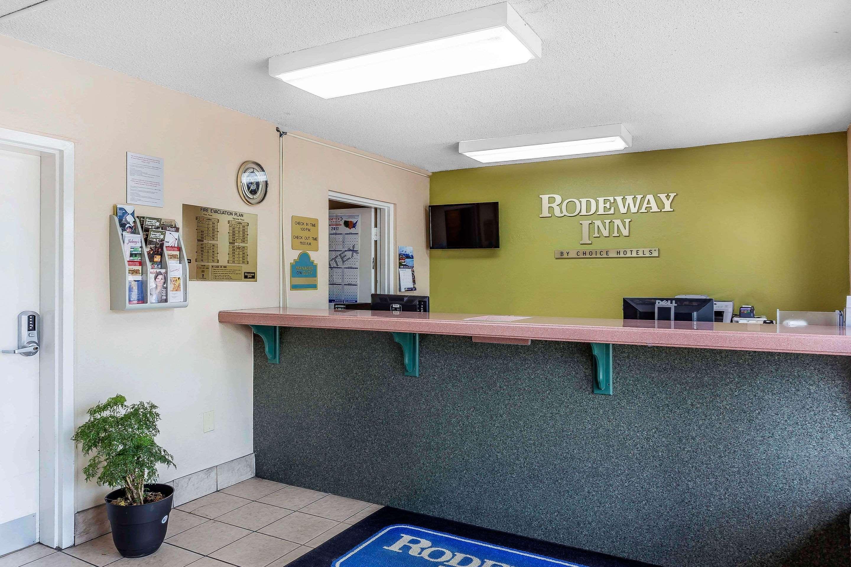 Rodeway Inn 奧古斯塔 外观 照片